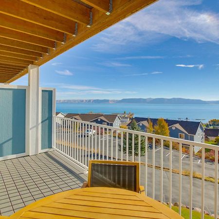 Spacious Garden City Townhome With Lake Views! Exterior foto